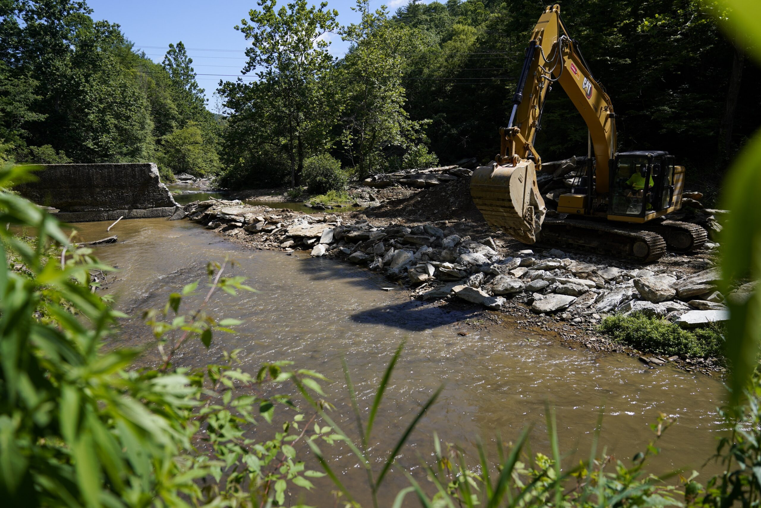 Federal infrastructure funding is fueling a push to remove dams and restore river habitat | The Associated Press