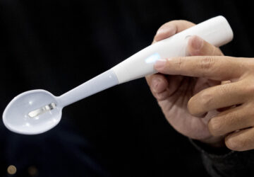 The Kirin Electric Salt spoon flows a mild electric current through the food around the tongue to attract salt towards the tongue creating a more intense salt flavor, during 2025 CES Unveiled, Sunday, Jan. 5, 2025, in Las Vegas. (AP Photo/Jack Dempsey)