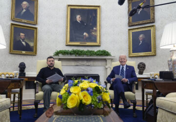 FILE - President Joe Biden, right, meets with Ukraine's President Volodymyr Zelenskyy in the Oval Office of the White House in Washington, Sept. 26, 2024. (AP Photo/Susan Walsh, File)