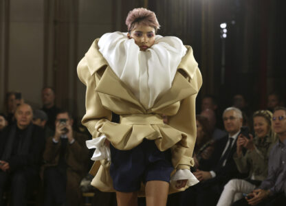 APTOPIX France Fashion S/S 25 Viktor & Rolf